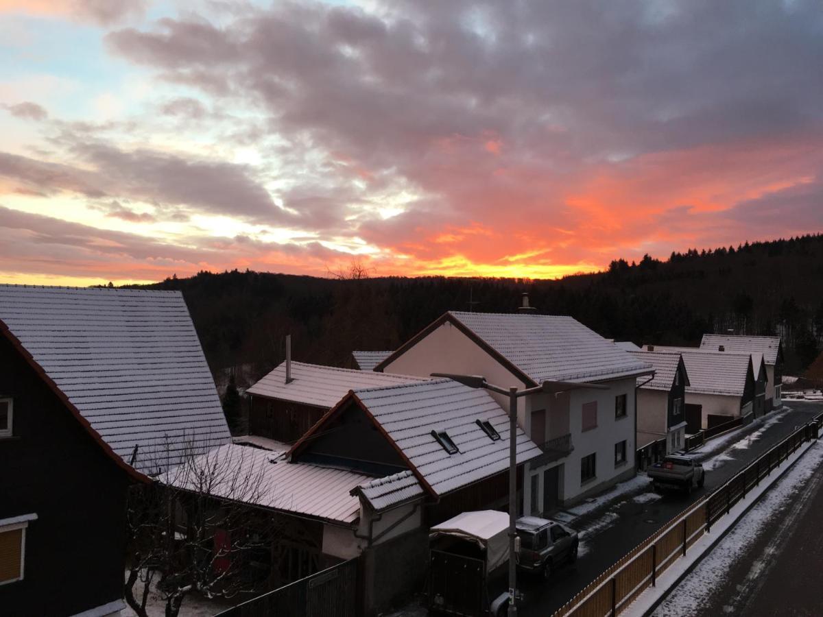 Gaestehaus Koehler Waldsolms Bagian luar foto